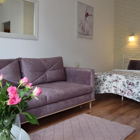 Be My Guest - Krucza Elegant Apartment - Rondo De Gaulle'A Center Of Warsaw Metro Wi-Fi Breakfast エクステリア 写真