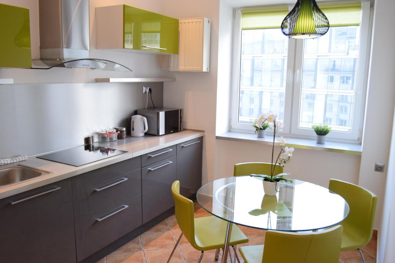 Be My Guest - Krucza Elegant Apartment - Rondo De Gaulle'A Center Of Warsaw Metro Wi-Fi Breakfast エクステリア 写真
