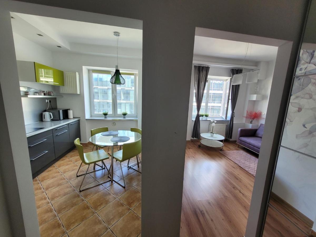Be My Guest - Krucza Elegant Apartment - Rondo De Gaulle'A Center Of Warsaw Metro Wi-Fi Breakfast エクステリア 写真