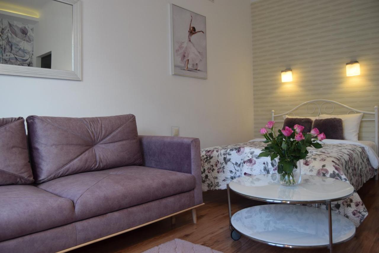Be My Guest - Krucza Elegant Apartment - Rondo De Gaulle'A Center Of Warsaw Metro Wi-Fi Breakfast エクステリア 写真